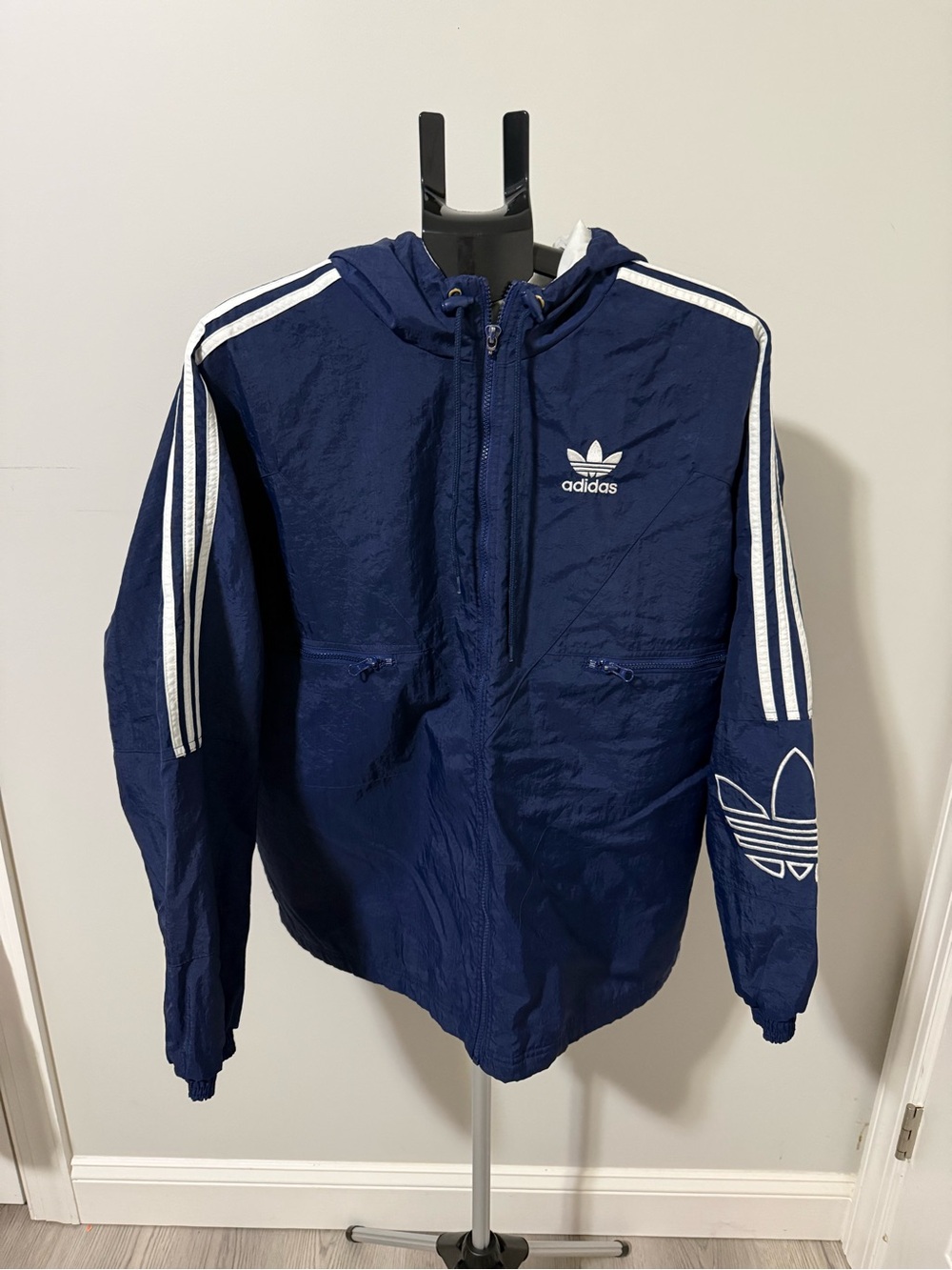 Vintage Adidas Windbreaker Jacket L Navy Trefoil Embroidered 3 Stripe Hooded - Picture 5 of 11